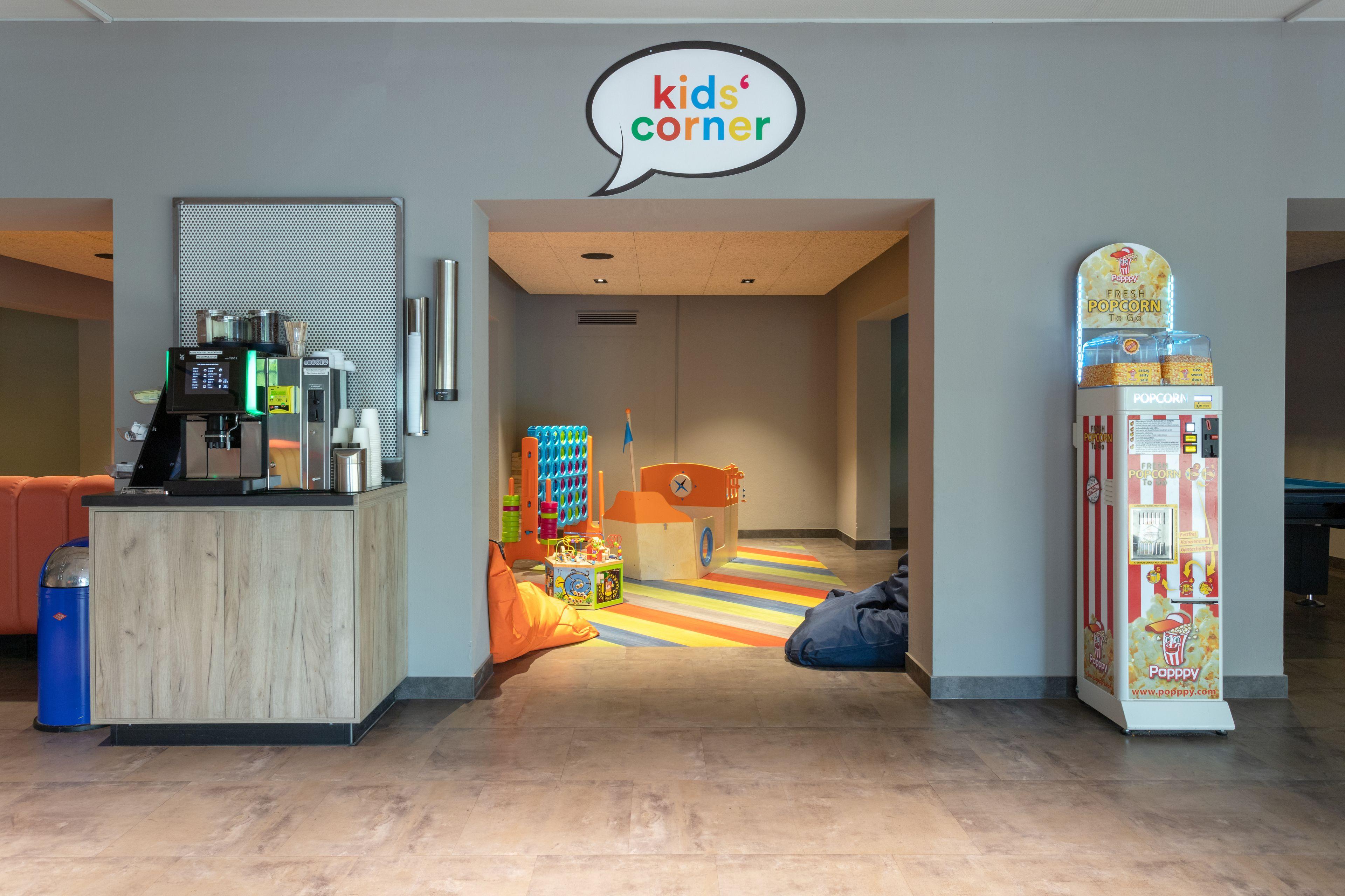 A&O Berlin Kolumbus — Fotoğraflar 3